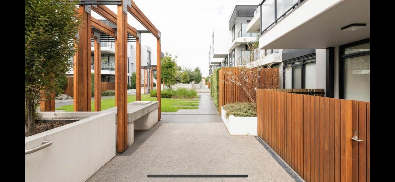 The Pas.Coe - A Stylish 1 Bedroom Unit With Free Parking. Melbourne Exterior photo